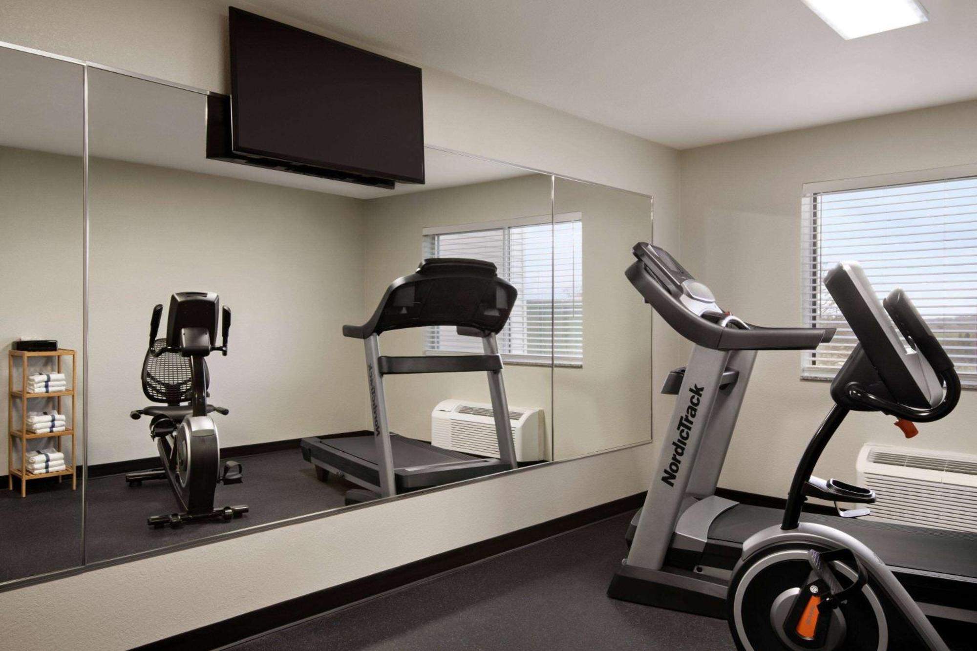 Hotel Americinn By Wyndham 3*
